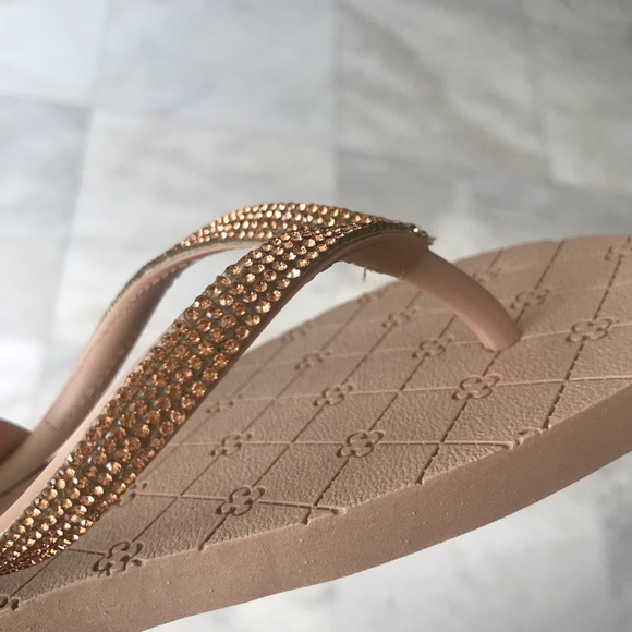 NWOT SPARKLED BRAZILIAN FLIP FLOP - Picture 3 of 8